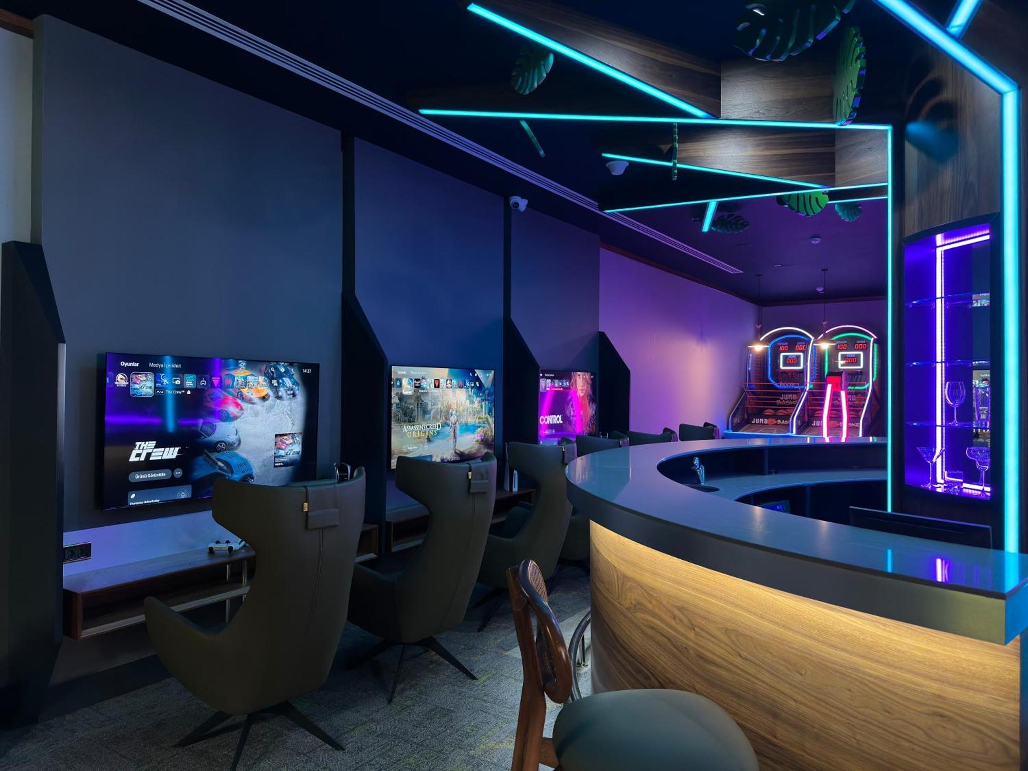 Tryp By Wyndham Topkapi 4*